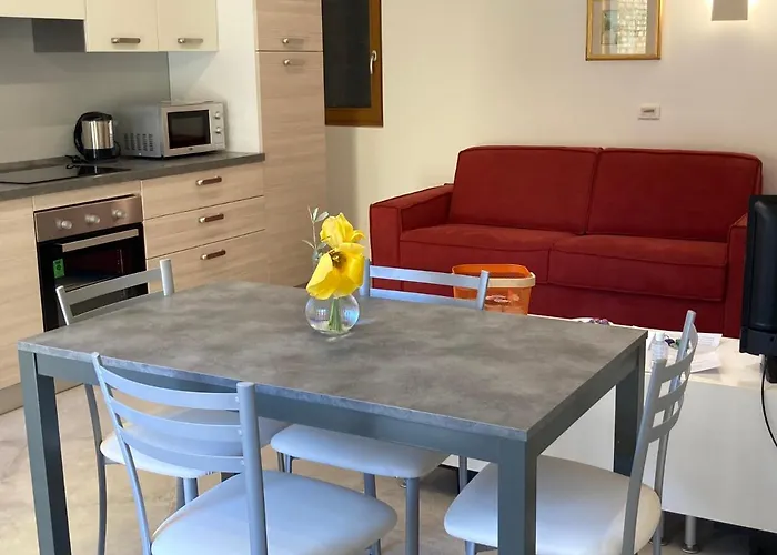 Appartamento Tre Archi Con Corte Privata