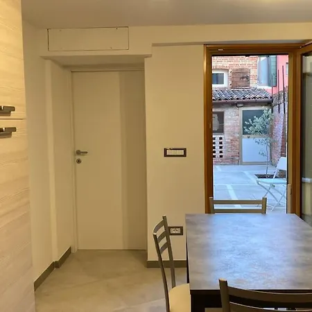 Appartamento Tre Archi Con Corte Privata Venice Exterior photo