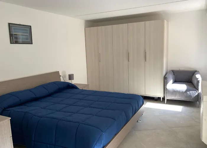Appartamento Tre Archi Con Corte Privata